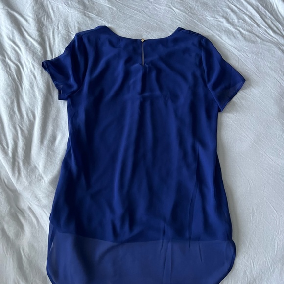 Vince Camuto royal blue shirt, size medium. - Picture 2 of 4